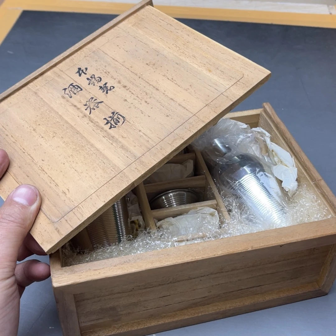 瓷片团**货密密麻麻地铺满一