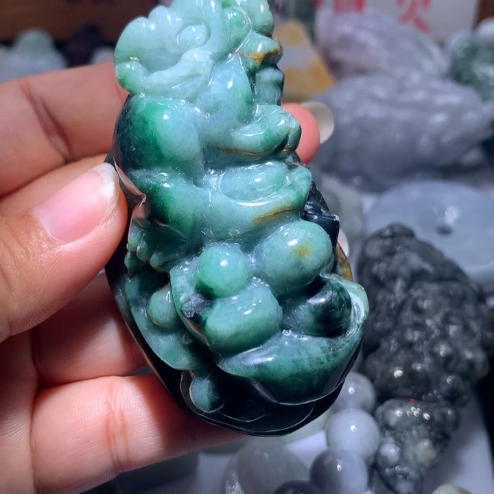 翡翠未镶嵌颈饰保真天然A货翡翠