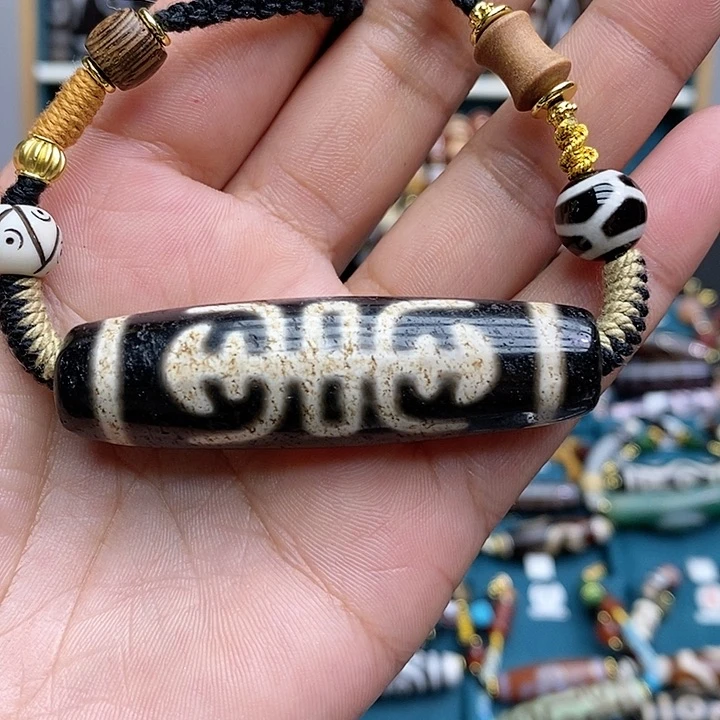 玛瑙/玉髓颈饰合金