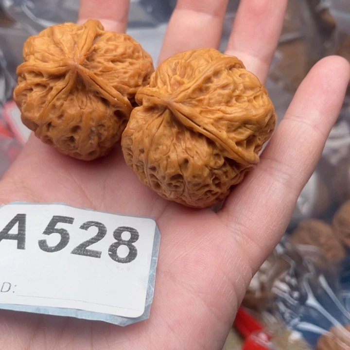 文玩核桃吊坠核桃