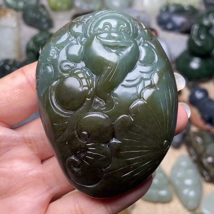 和田玉未镶嵌颈饰