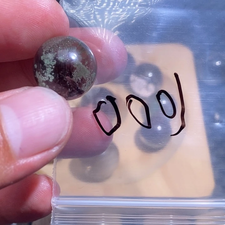 y***虎未镶嵌手链发晶天然水晶手串