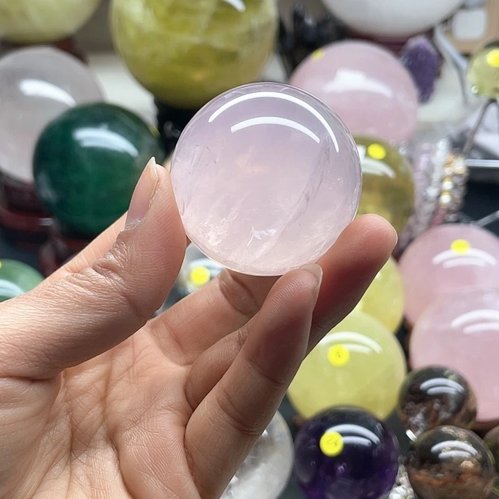 水晶天然水晶粉卡4.4，十二芒未镶嵌嗯***急