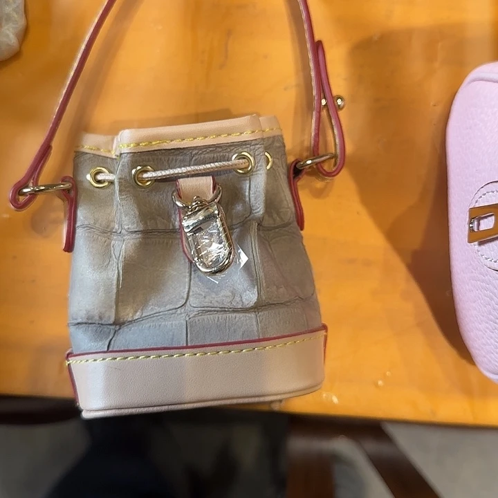 軟***丷犏牛皮（革）手工皮具包包包包