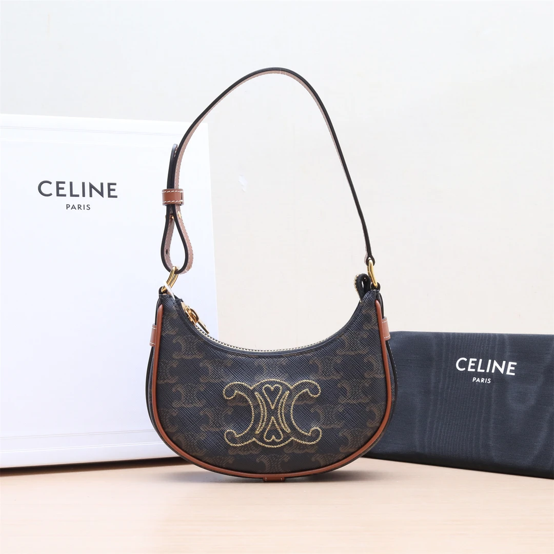 99新 Celine/思琳 攀攀包展 豌豆包 MINI 刺绣款 老花 PVC