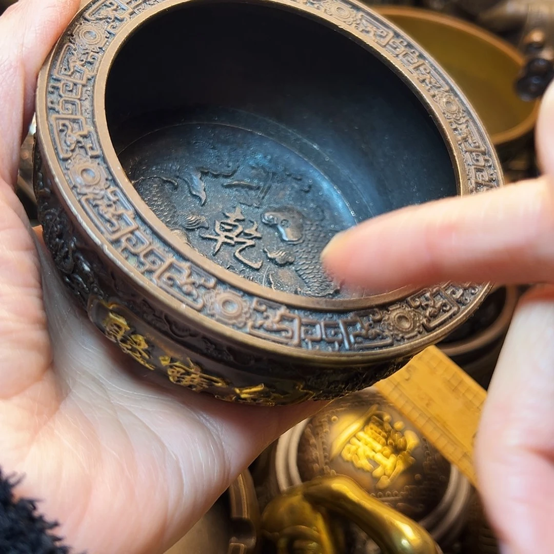 精美铜器工艺品等