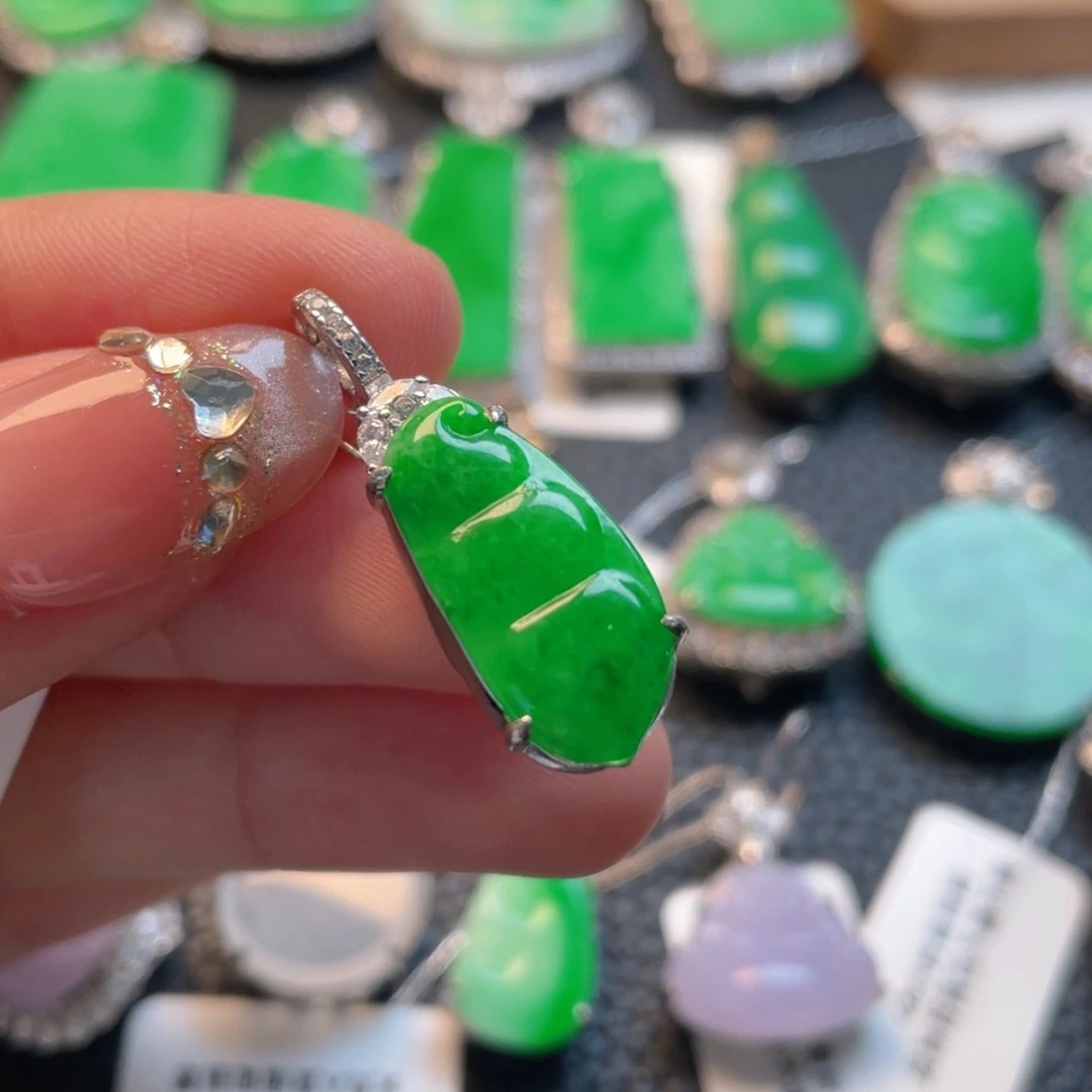 翡翠银S925镶嵌颈饰