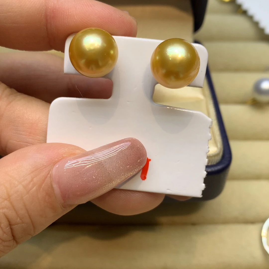 18K金镶嵌耳饰海水珍珠