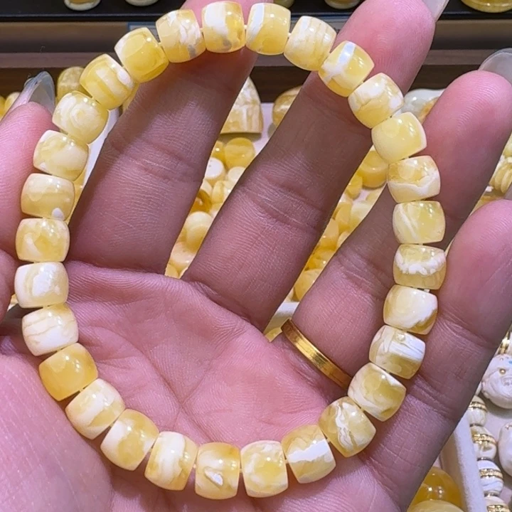 琥珀未镶嵌裸石8.5mm