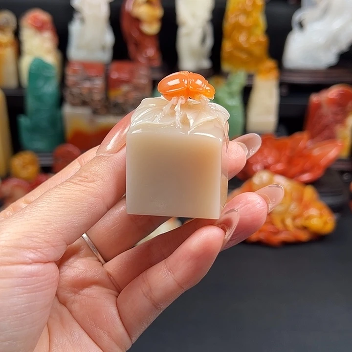 寿山石高山水冻石