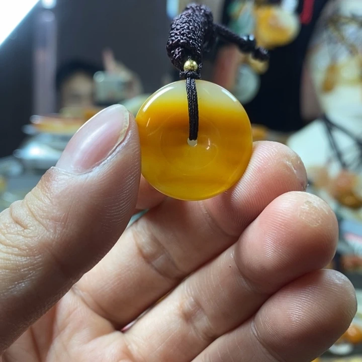石英质玉（黄龙玉）未镶嵌手链