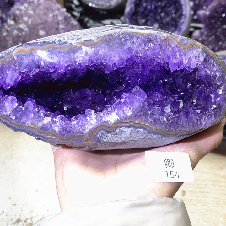 紫晶大型摆件（非配饰）未镶嵌