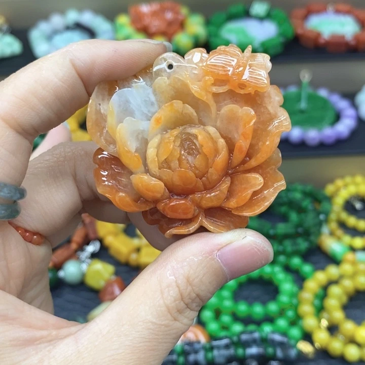 海***件翡翠未镶嵌颈饰项链58