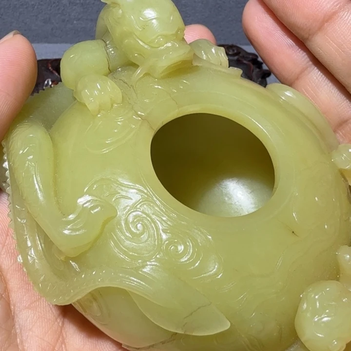 望***哥颈饰未镶嵌和田玉