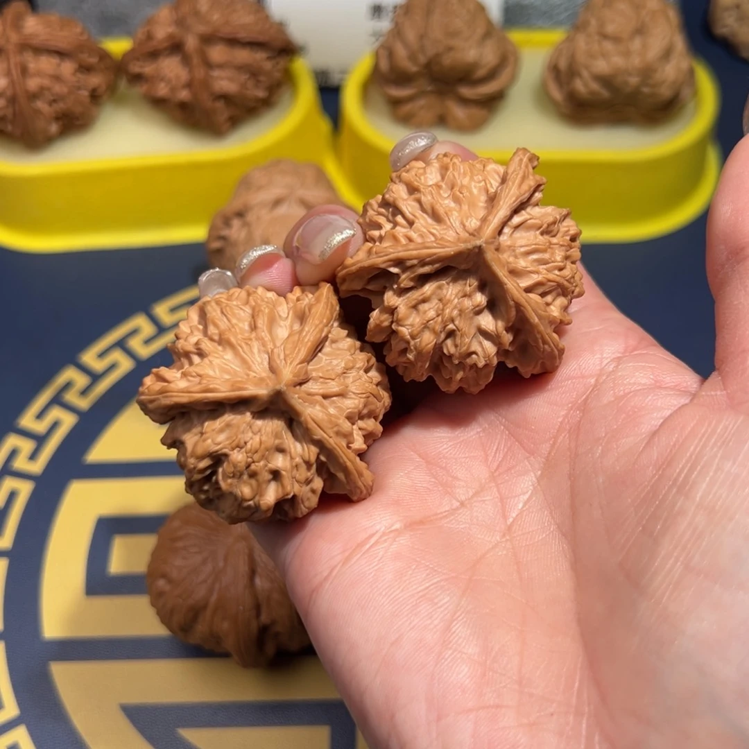 文玩核桃把件盘山三棱41全品