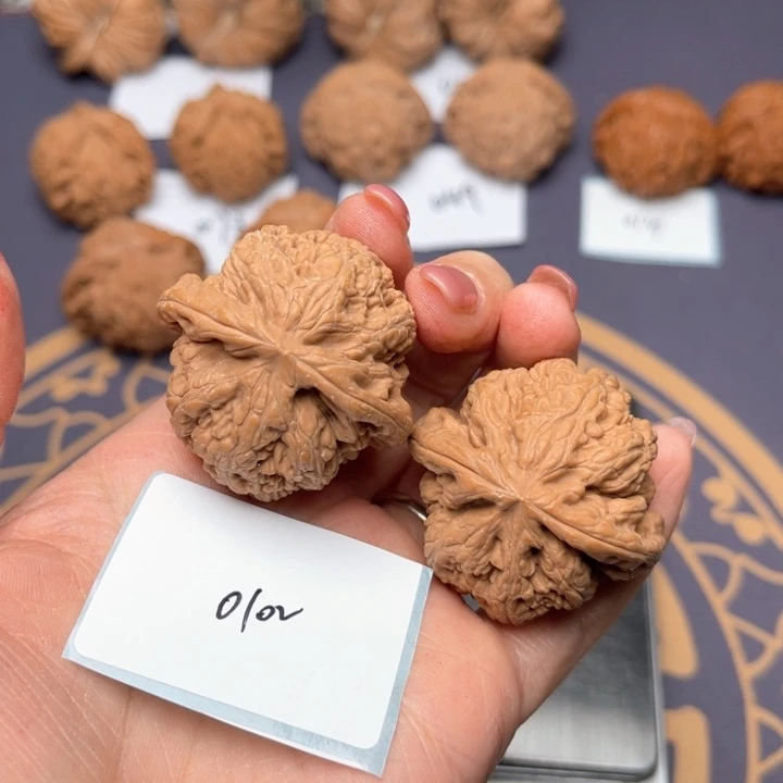 文玩核桃把件39大粗筋 0102