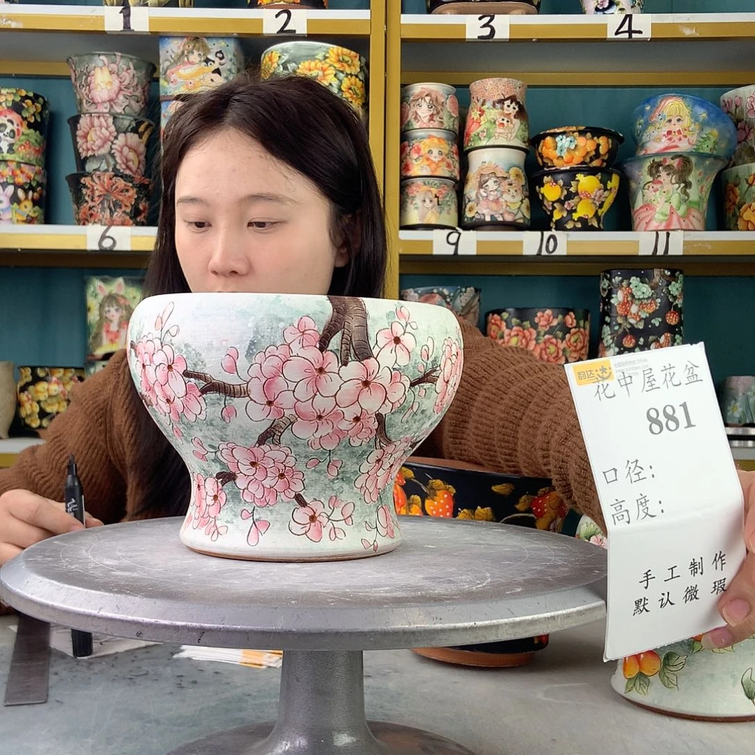 陶景德镇手工花盆881