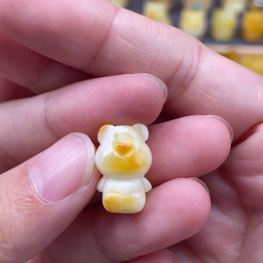 裸石琥珀未镶嵌蜜蜡