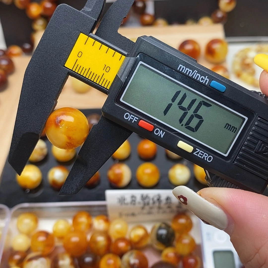 裸石琥珀未镶嵌蜜蜡713