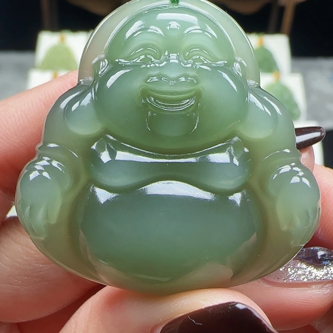 和田玉未镶嵌吊坠(赠链)