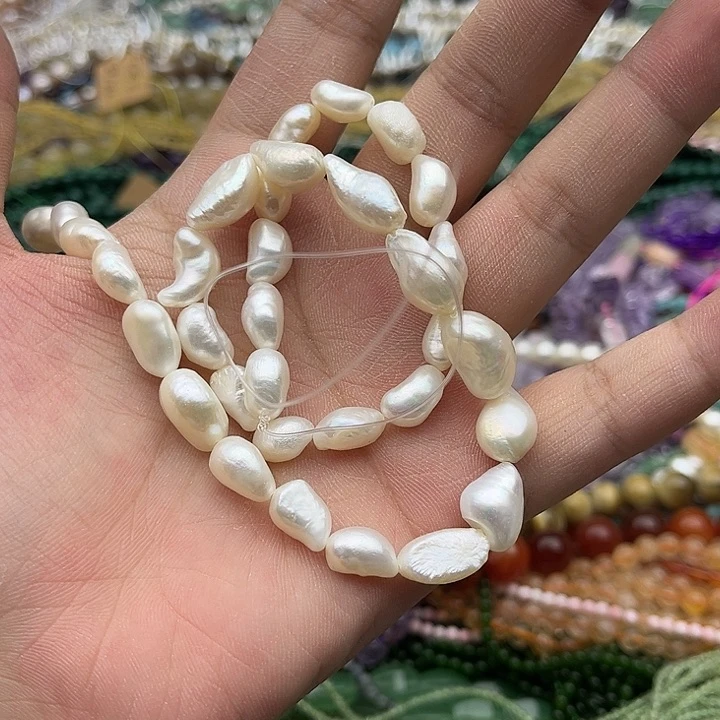 玛瑙/玉髓未镶嵌珠宝半成品一条8-9mm左右巴洛克珍珠