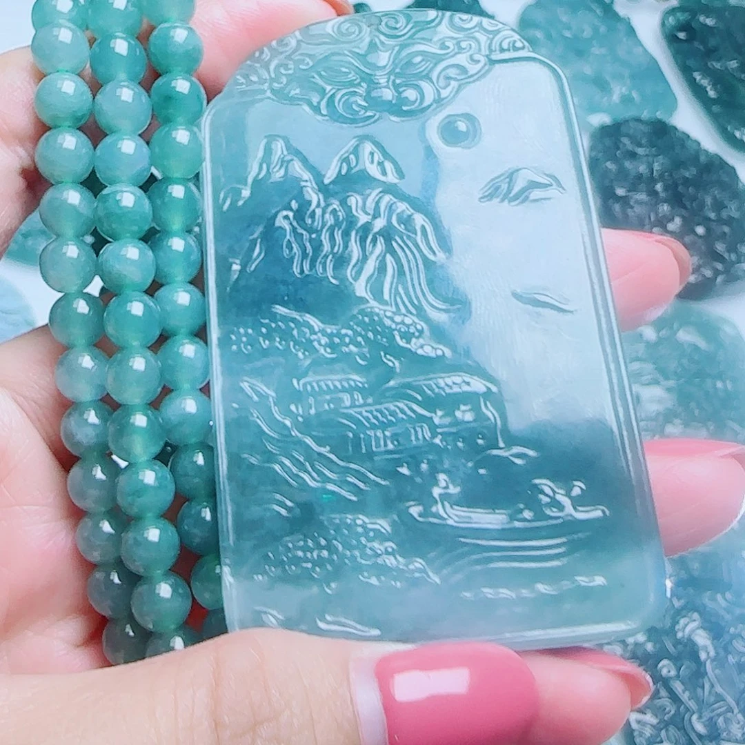翡翠未镶嵌颈饰A货翡翠多样性发其一8888