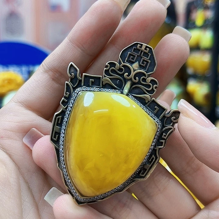 蜜蜡银S925镶嵌裸石吊坠