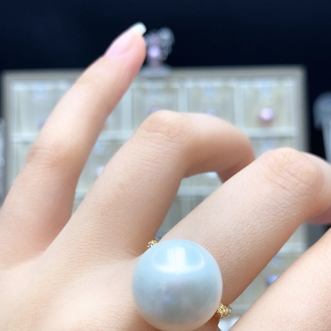 淡水珍珠合金颈饰