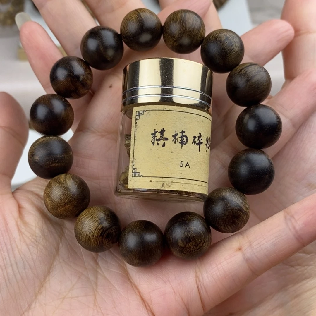 沉香碎屑沉香深*越南芽庄白奇楠