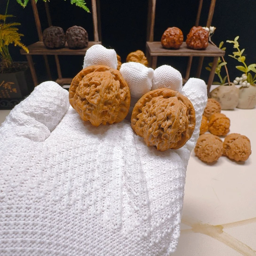 核桃把件练手对白狮子边39