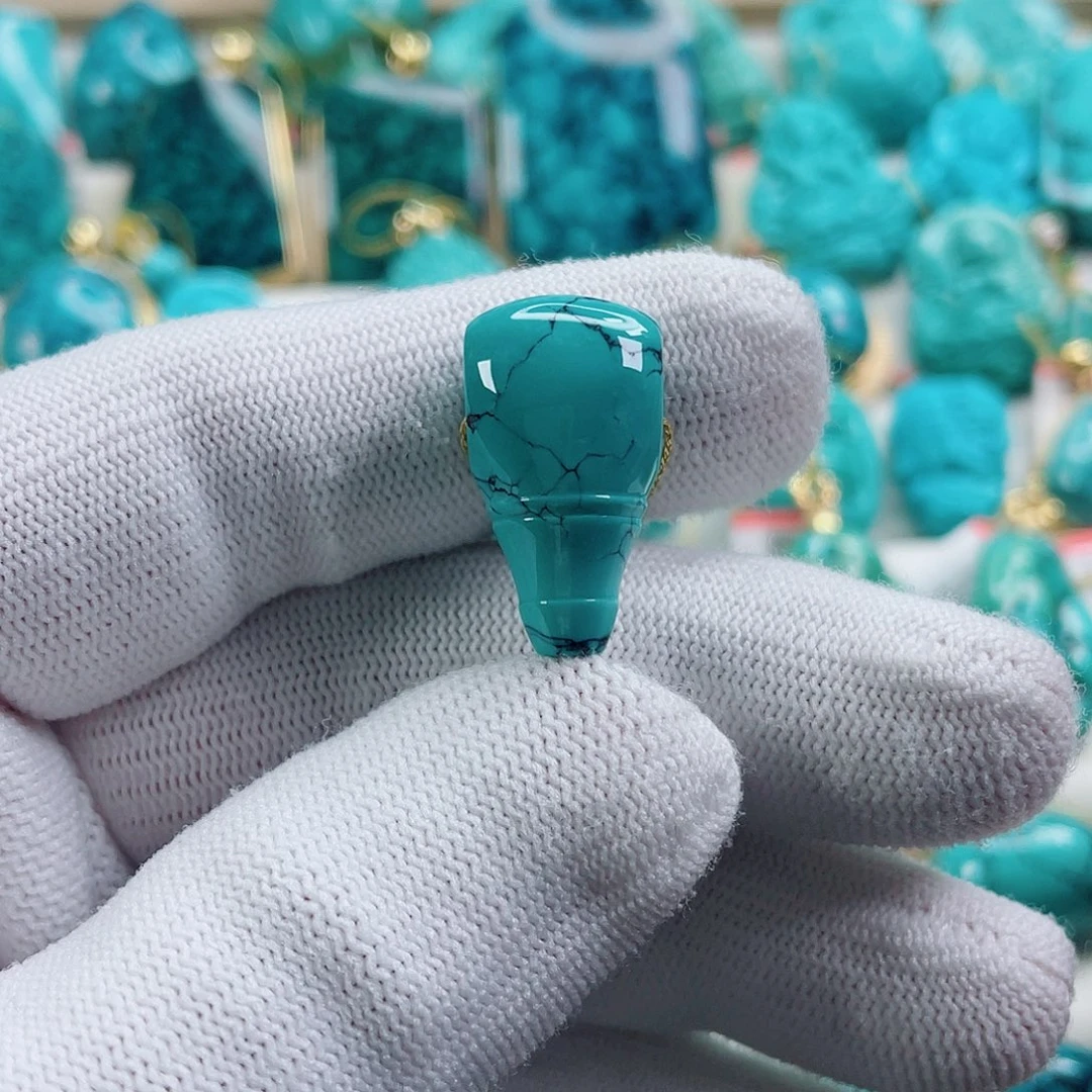 绿松石未镶嵌颈饰对孔12.6