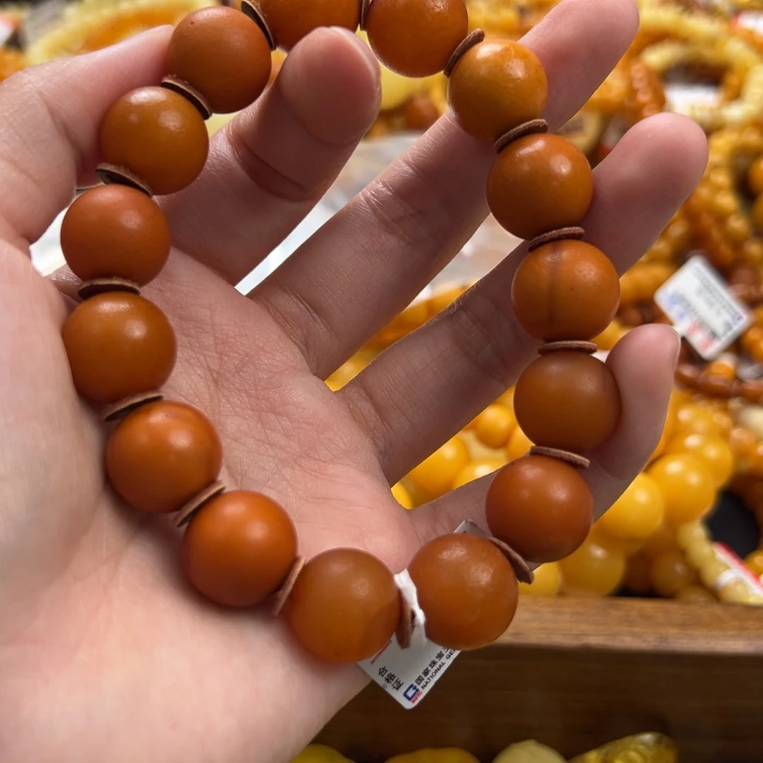 未镶嵌琥珀珠宝奇石