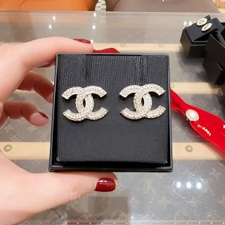全新未使用 Chanel/香奈儿 经典双C水钻耳钉