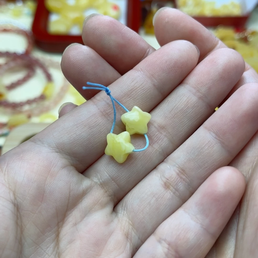 【闪购商品】蜜蜡裸石未镶嵌配饰