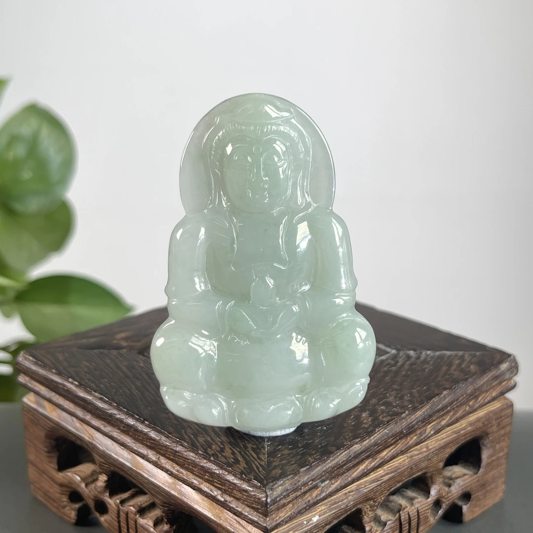 JGB24-73  天然缅甸A货翡翠  正装观音