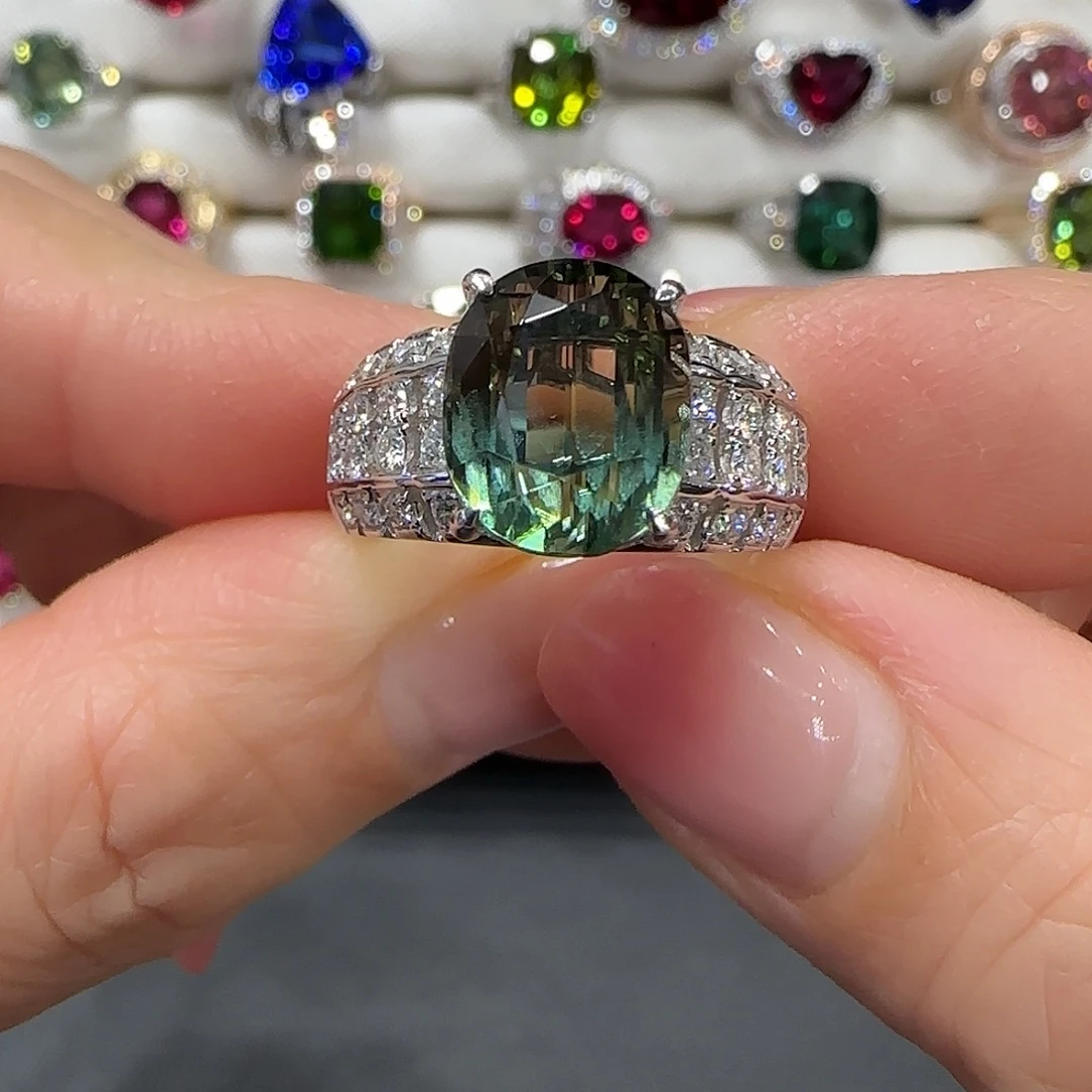 18K金镶嵌戒指碧玺6.69ct