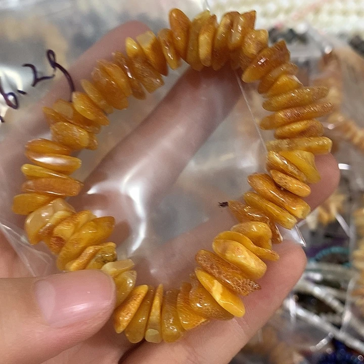 16.2克一条天然蜜蜜手串