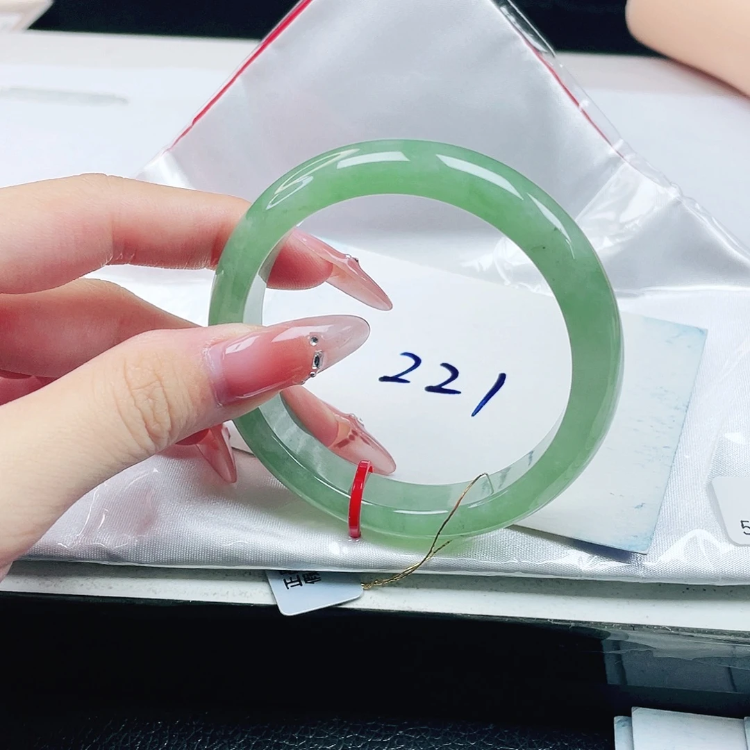 未镶嵌手镯翡翠54