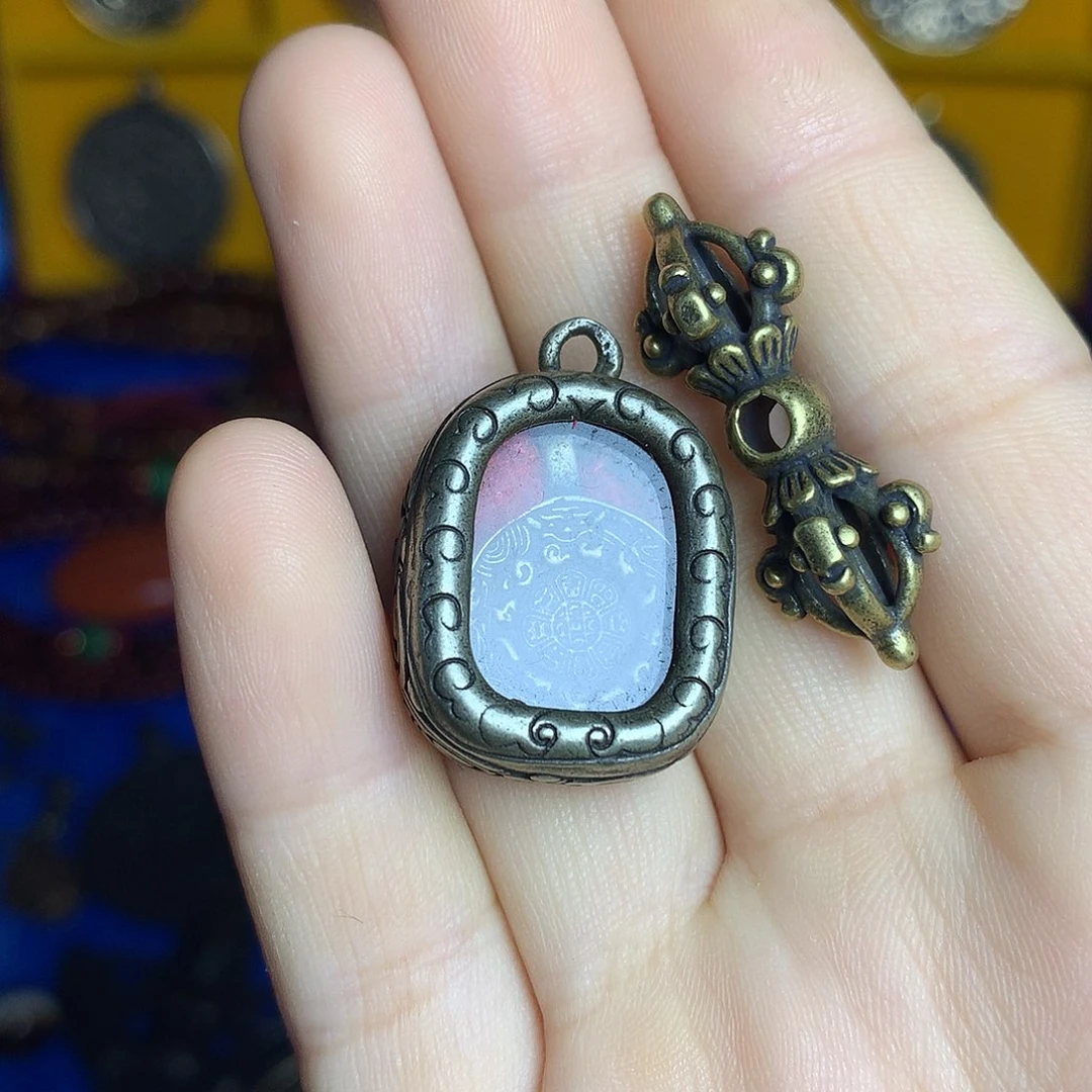 天**号嘎乌盒金刚杵小配饰