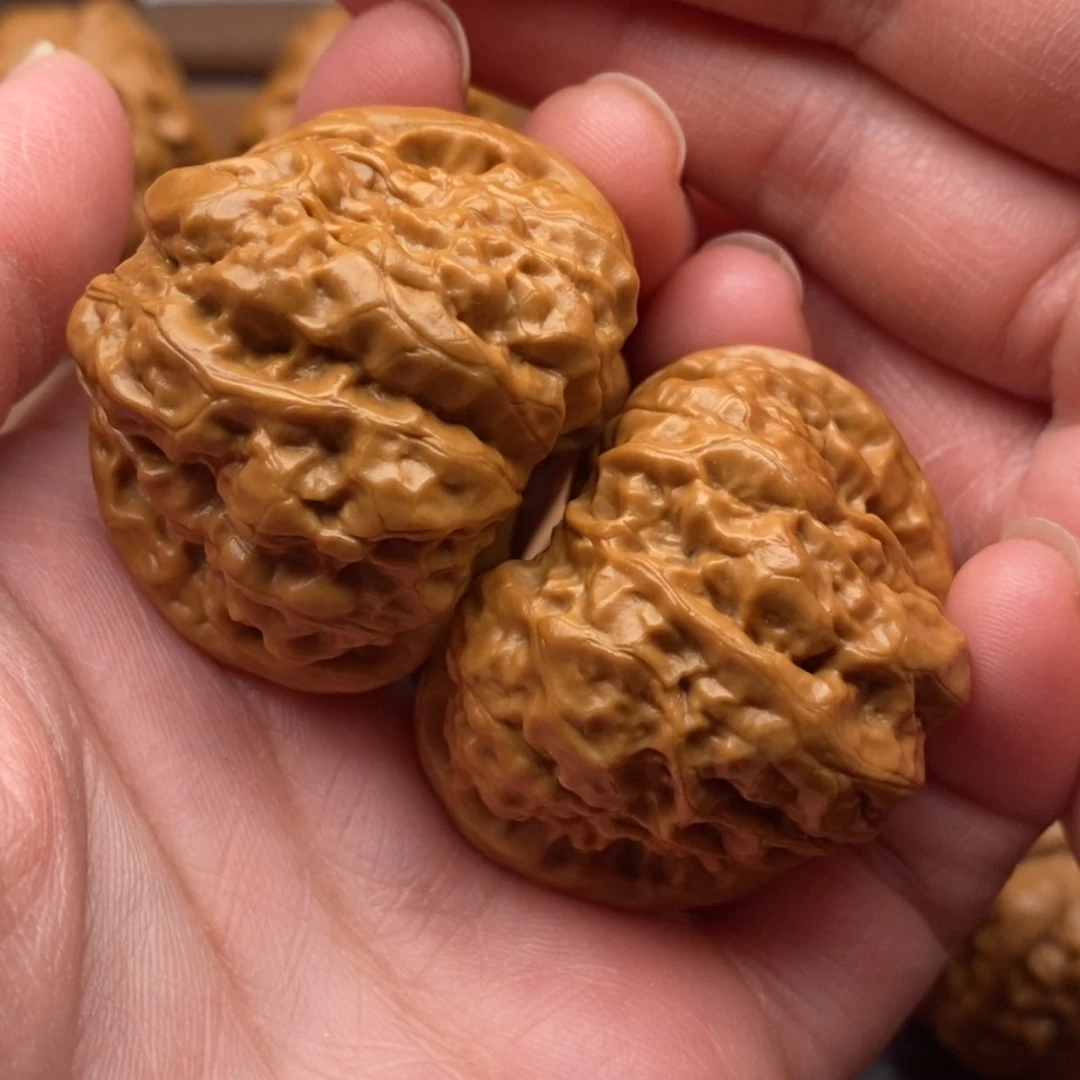 【闪购商品】文玩核桃把件昨**辰边41左右