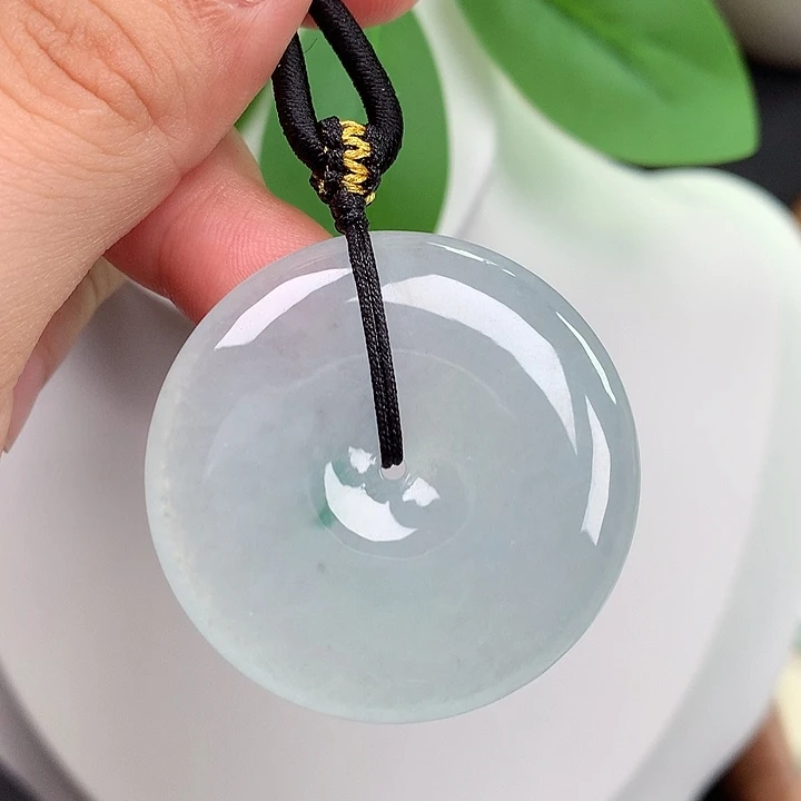 翡翠未镶嵌颈饰平安扣 37.6x6.0mm