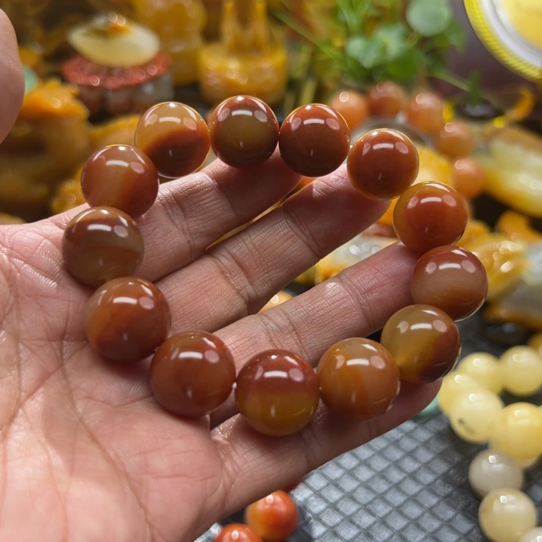 石英质玉未镶嵌颈饰