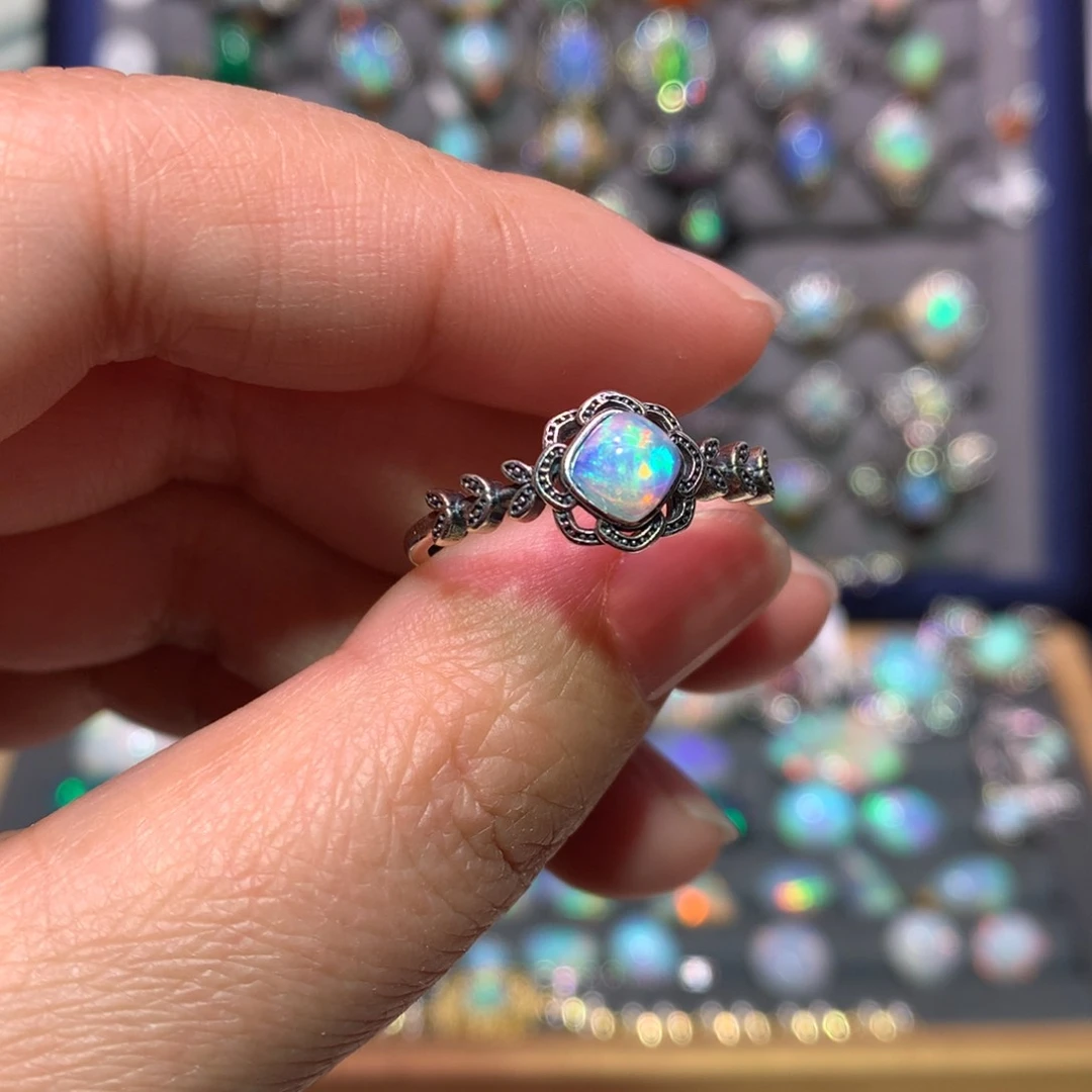 银S925镶嵌欧泊戒指款式