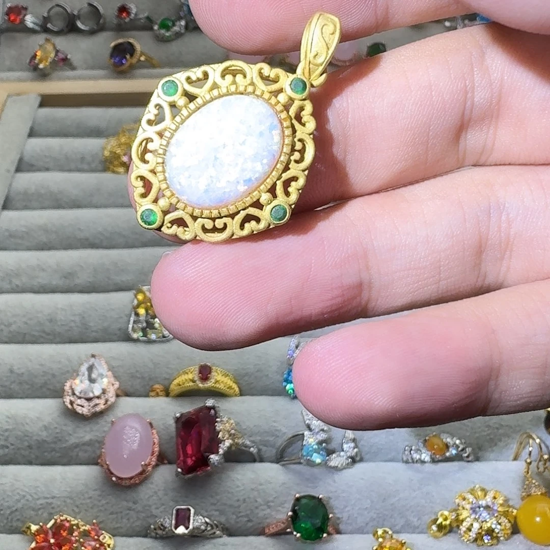 银S925镶嵌水晶戒指