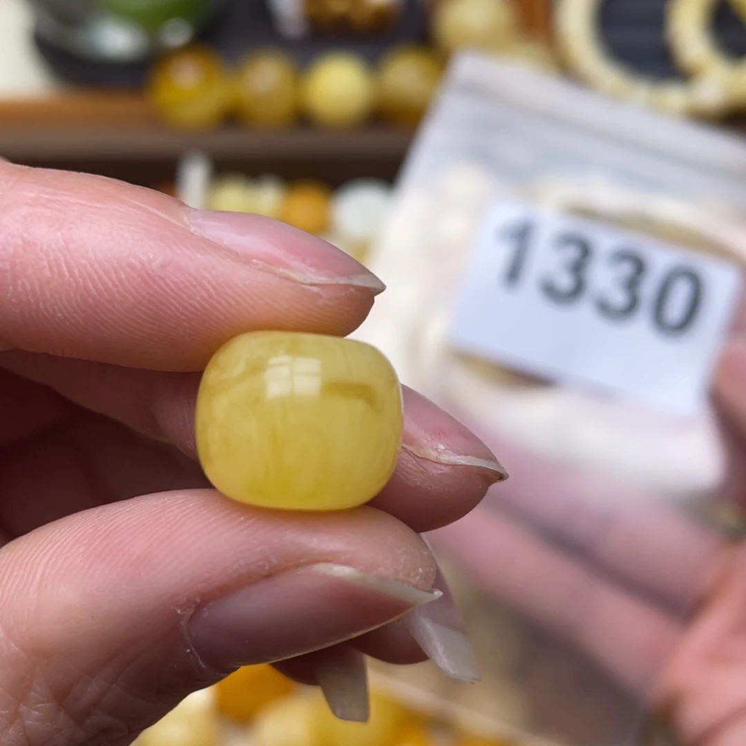 蜜蜡珠宝奇石未镶嵌13.8