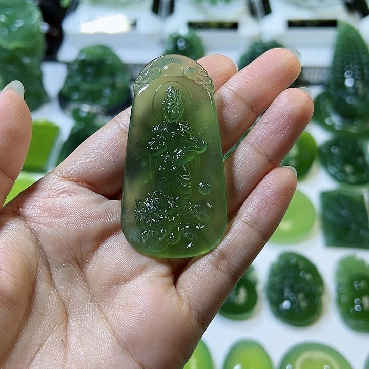 蛇纹石玉颈饰未镶嵌海****@