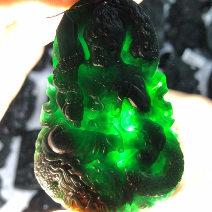 定制翡翠未镶嵌不动明王