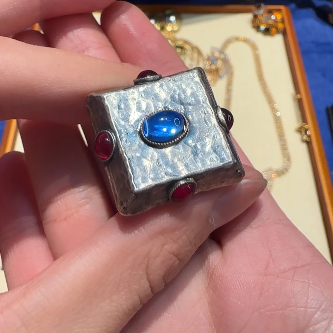 合成碳硅石纯铜瑕疵