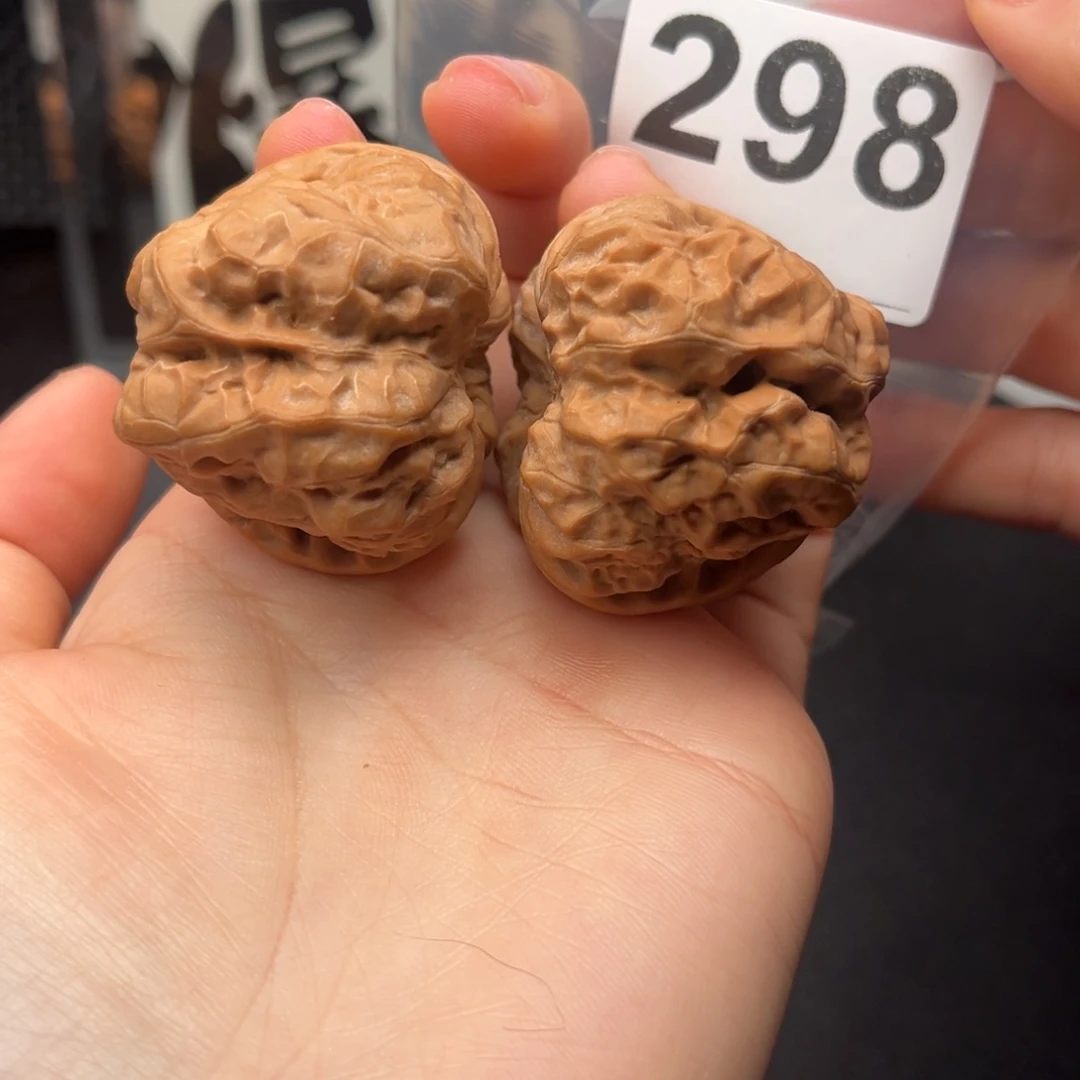 吊坠文玩核桃山**事蛤蟆