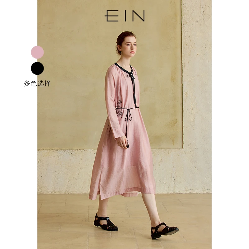 EIN/言【商场同款】空气感盘线绣花V领抽绳系带连衣裙女25秋季款